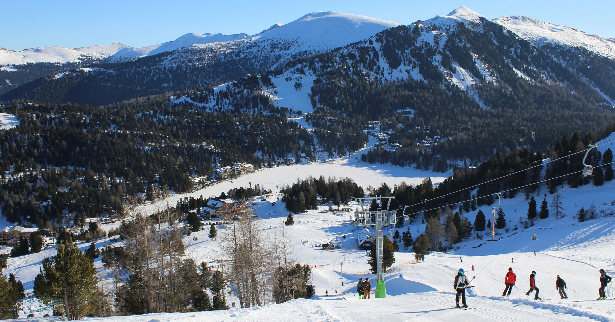 Alpine weather weather maps show fresh snow
