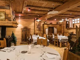 Hotel Le Petit Dru - Logies Hotel Le Petit Dru - Logies