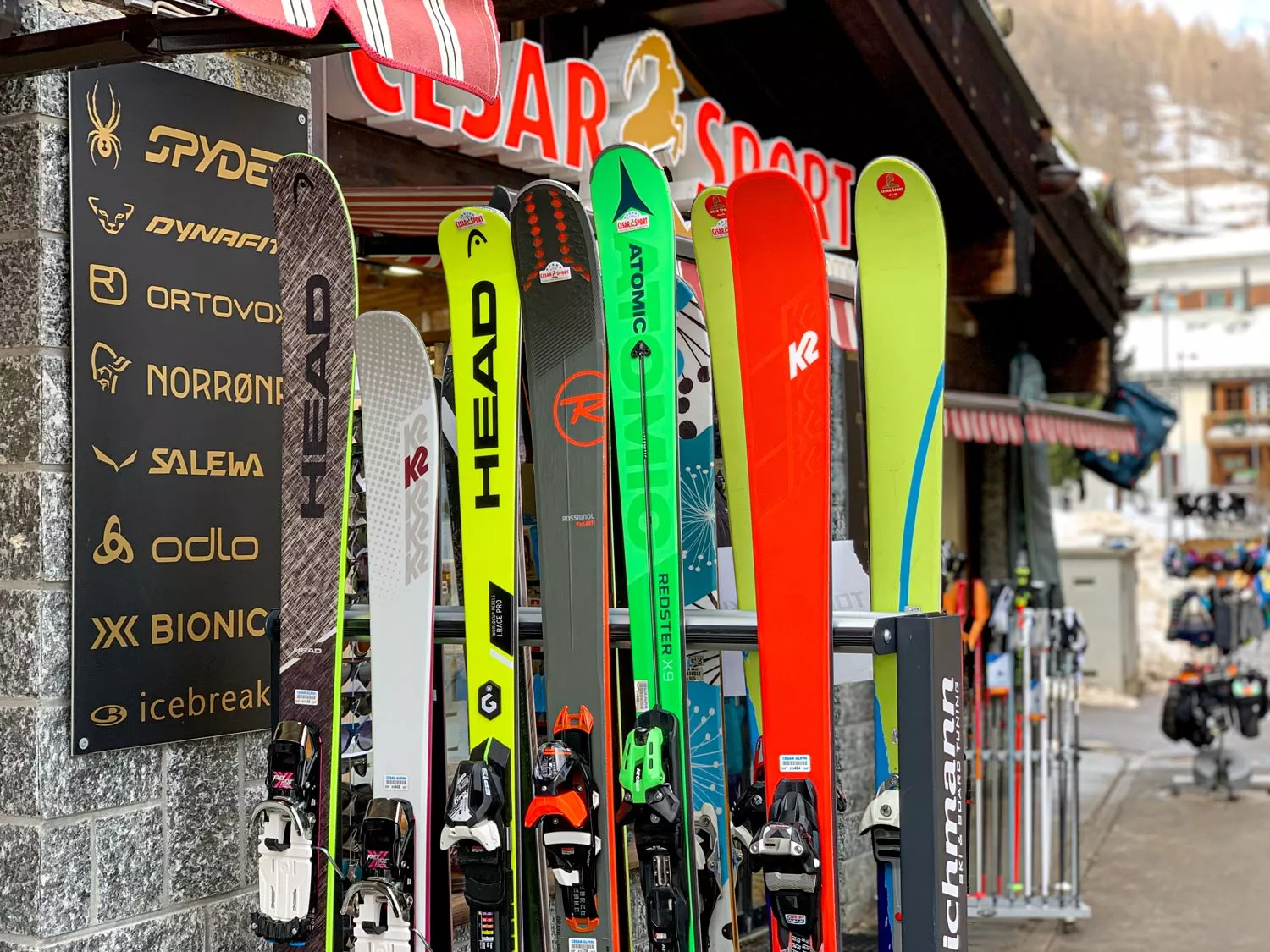 Rocker-Ski: Alles über Skier mit Rocker-Technologie