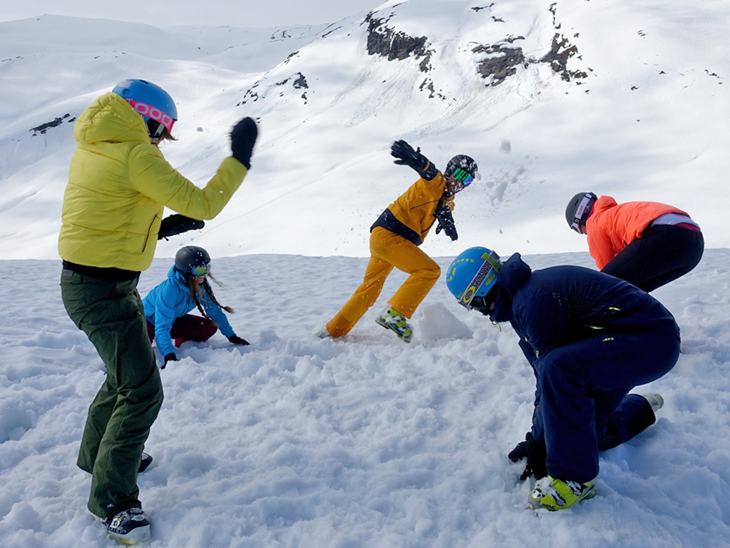 16955 - 5 argumenten om niet-wintersporters over te halen mee te gaan (1)
