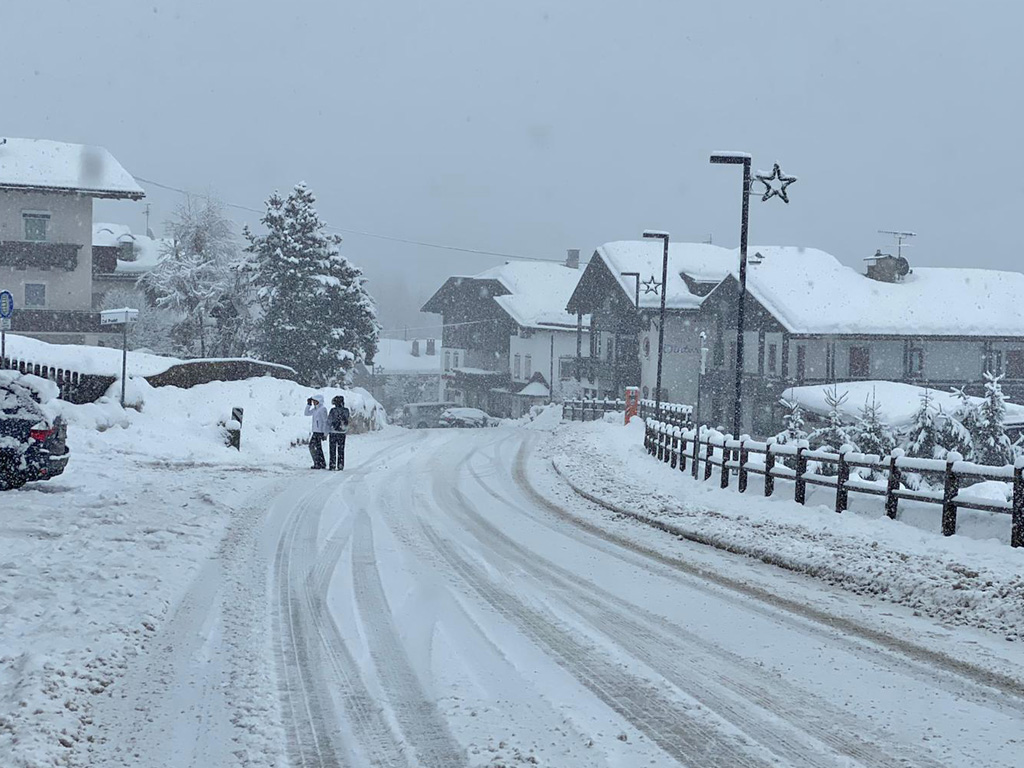 51527 - Webcams: kerstvakantie start met verse sneeuw! (3)