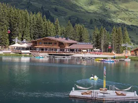 Belevenispark Hög Belevenispark Hög