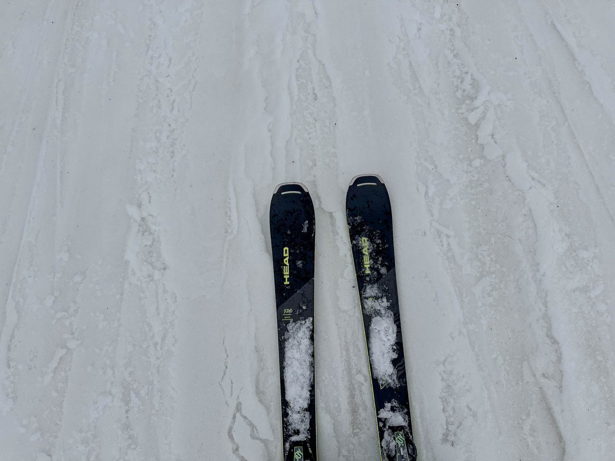 Skien Door Papsneeuw