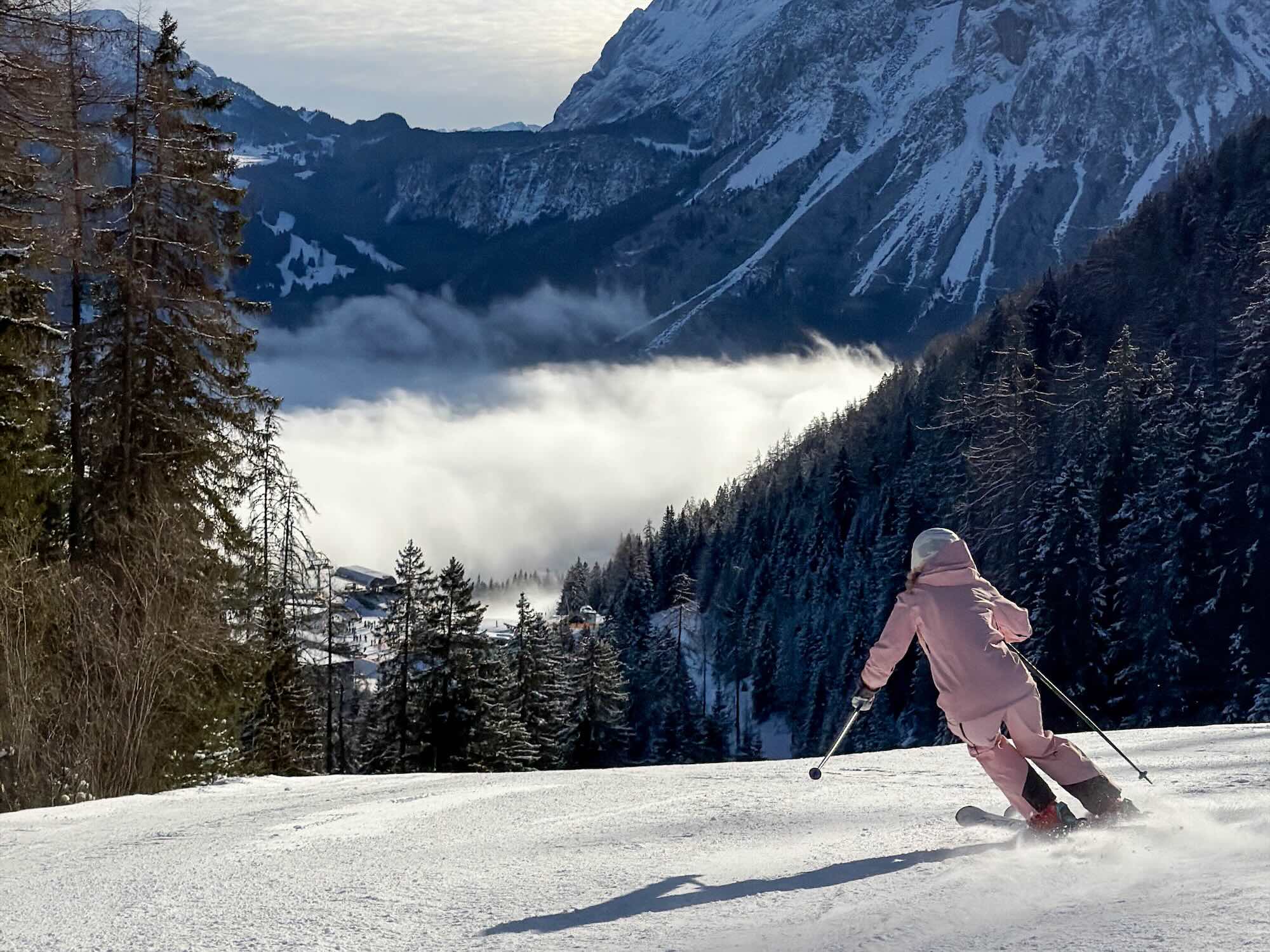 Skien In Lermoos In Winter 2026 Met Hochnebel