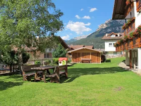 Bernard (CPO300) Bernard (CPO300)