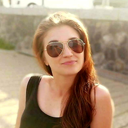 1224 - Summer - Leonie