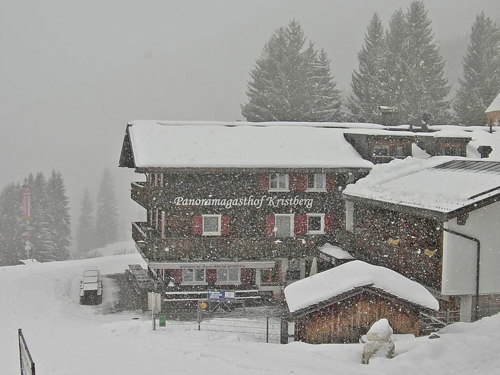 51973 - Alpenweer: eerst regen, daarna snel weer verse sneeuw (3)
