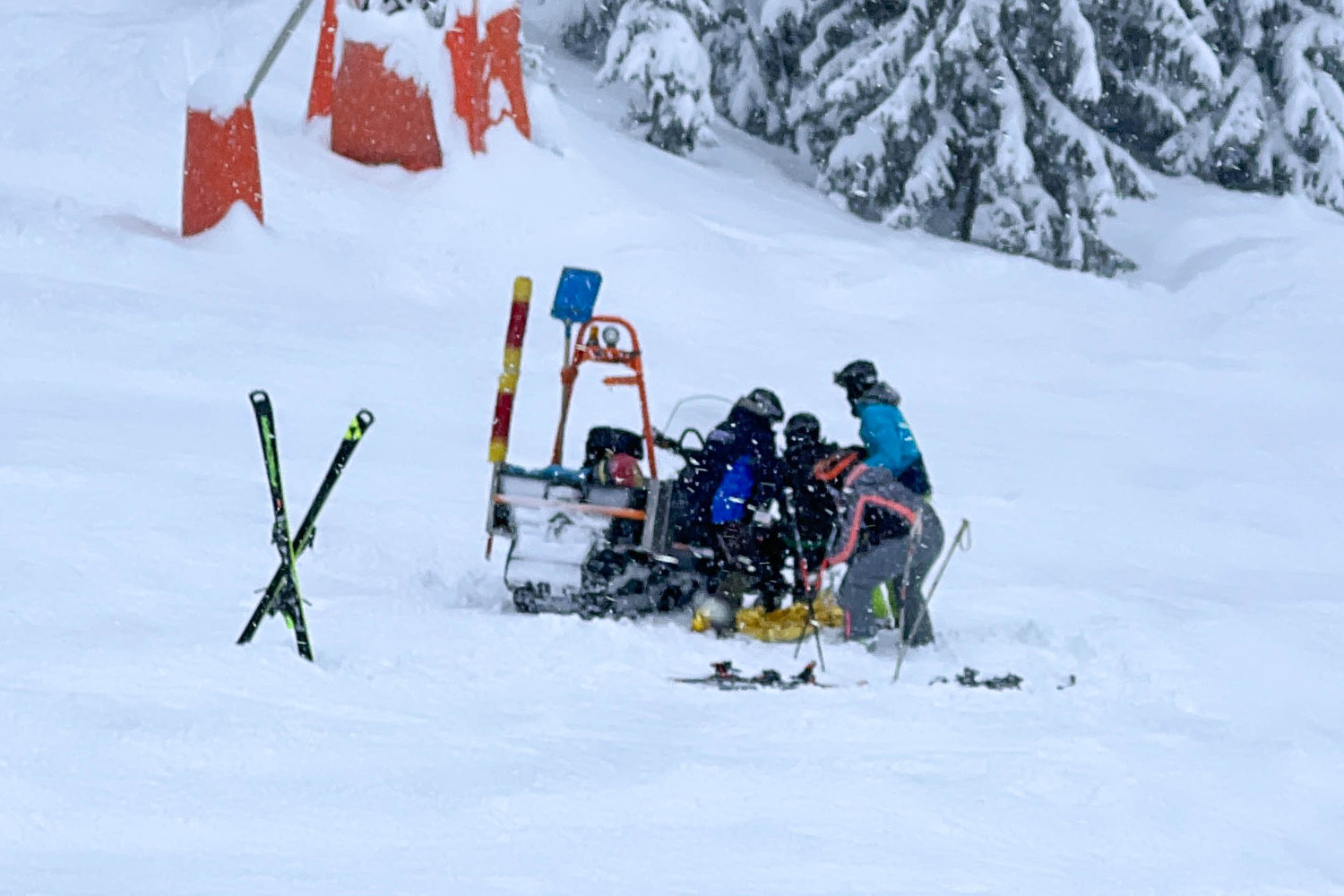 Bergrettung auf der Skipiste