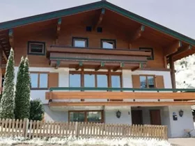 200014008 - Chalet Kitzblick - 10 personen - 500x375-cc42b81d-fc04-4b9f-ace5-8b430e96e114 Image - 200014008 - Chalet Kitzblick - 10 personen - 500x375-cc42b81d-fc04-4b9f-ace5-8b430e96e114