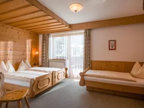 App. Carolin App. Carolin