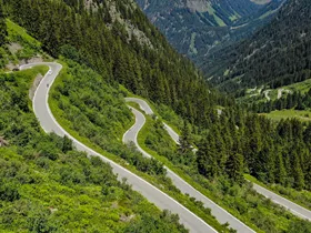 Silvretta Hochalpenstraße gedeeltelijk gesloten tot de herfst Silvretta Hochalpenstraße gedeeltelijk gesloten tot de herfst
