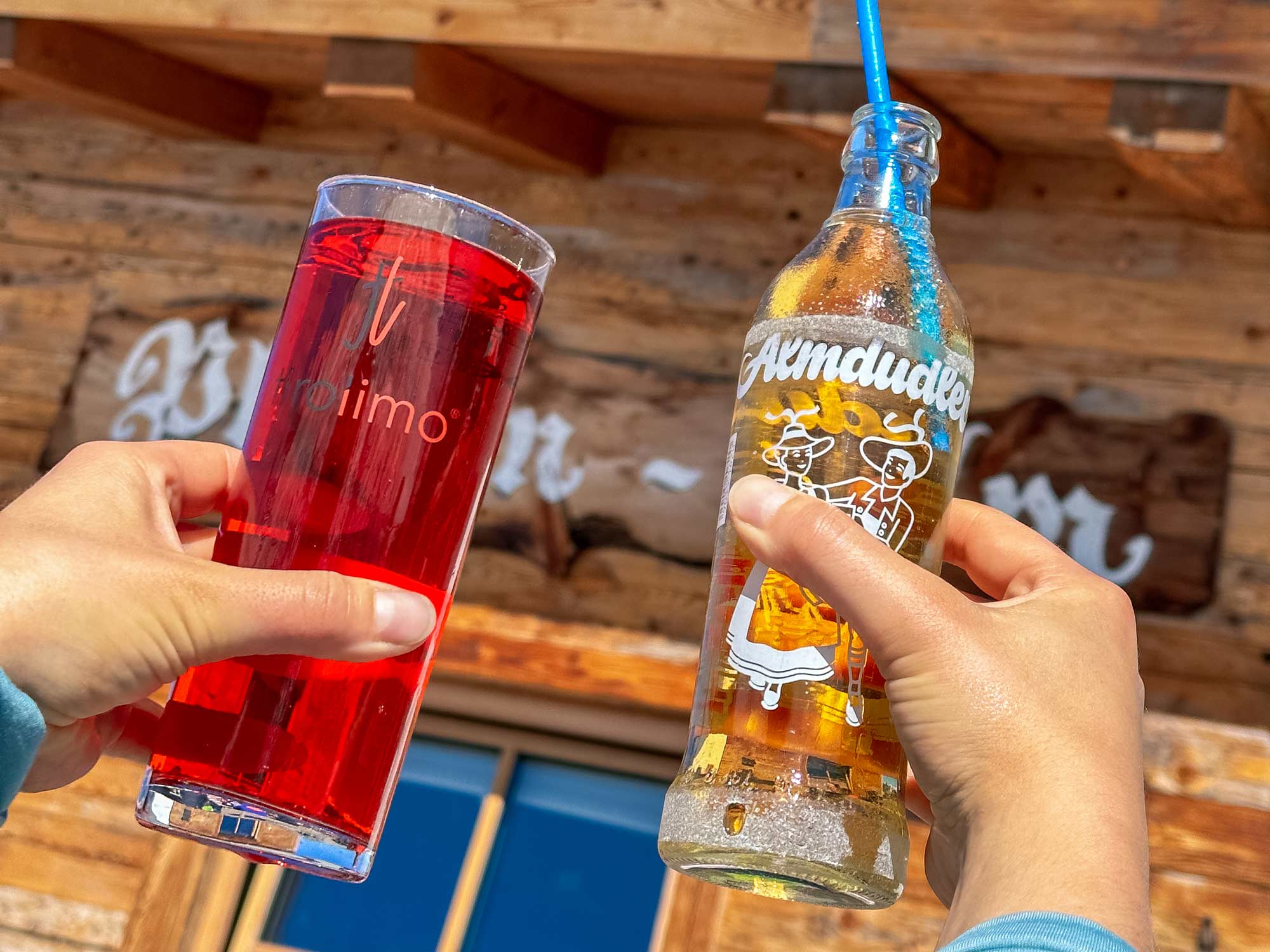 Alcoholvrije Drankjes Almdudler En Skiwasser
