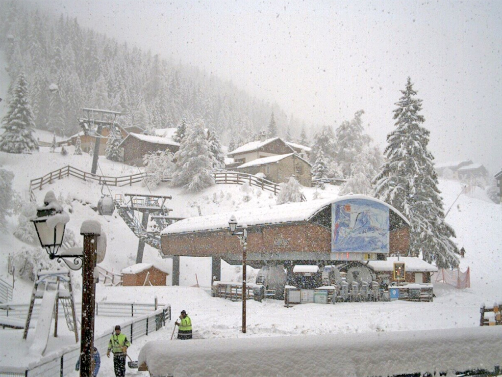 50331 - Webcambeelden: sneeuw, heel veel sneeuw! (2)