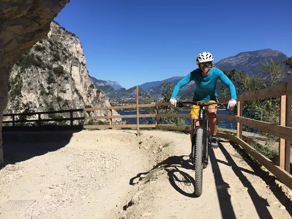 Mountainbiken Gardameer 2 (1) Mountainbiken Gardameer 2 (1)