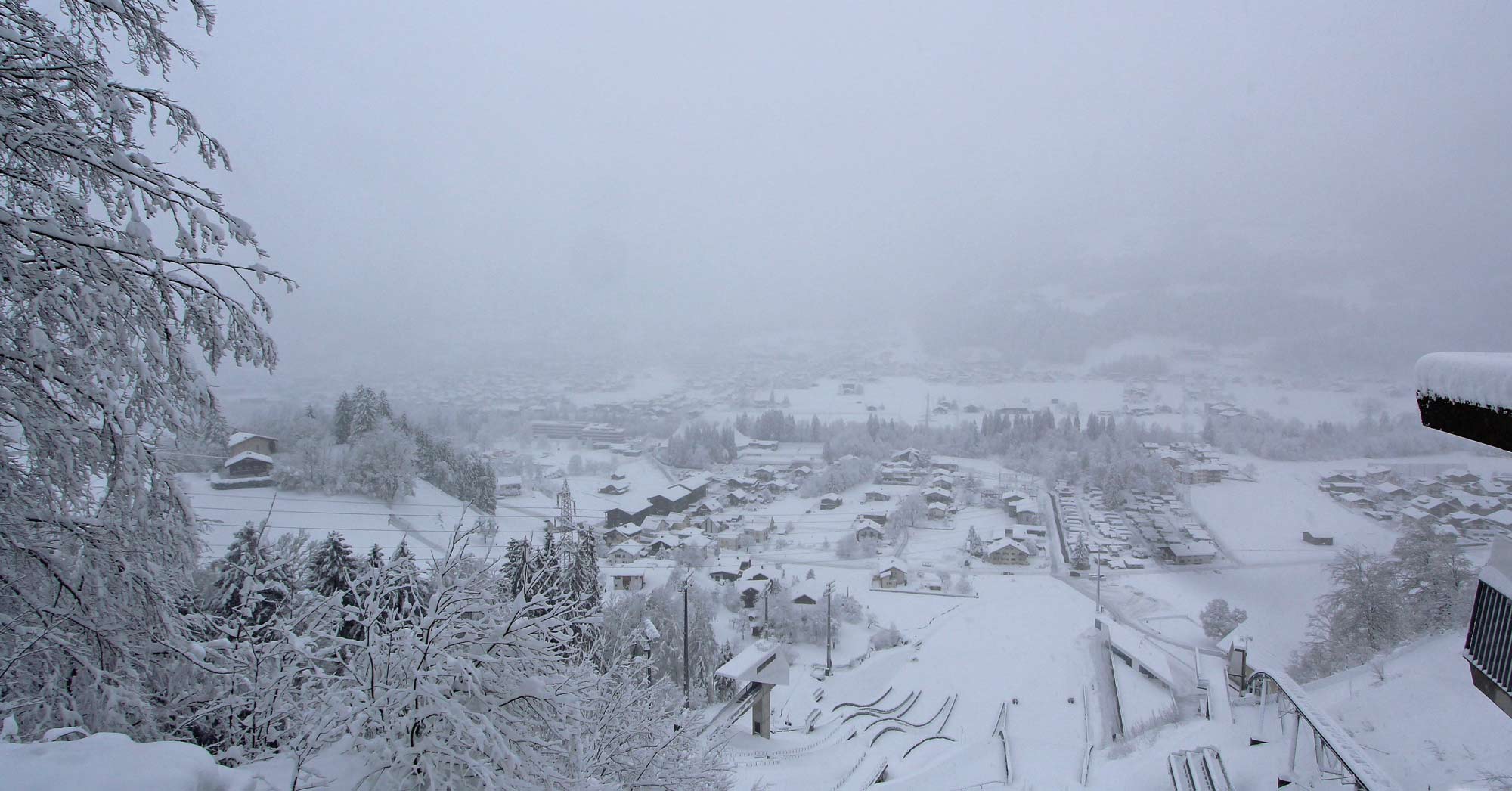 Het blijft maar sneeuwen in de wintersportlanden
