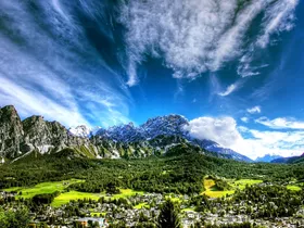 Cortina d'Ampezzo Cortina d'Ampezzo