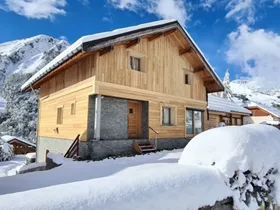 Chalet Bon Amour Chalet Bon Amour