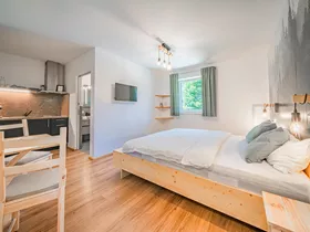 Tirola Bude Lisi Sepp Top 3-4 Tirola Bude Lisi Sepp Top 3-4