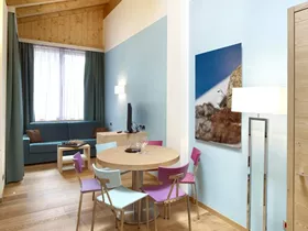 Color Home Suite App. Color Home Suite App.