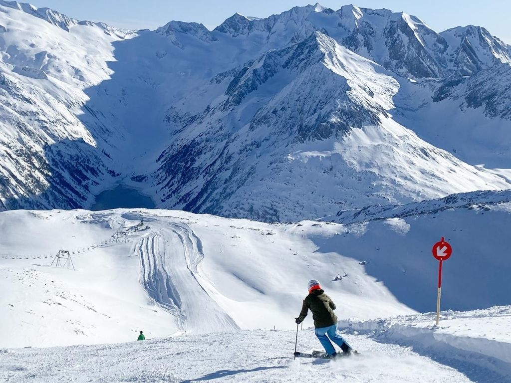 52549 - Skisport im Trend: Outdoor wird Öko