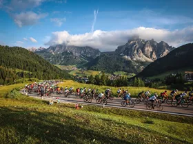 Dolomieten Marathon 2026: alles over dé cyclo van Italië Dolomieten Marathon 2026: alles over dé cyclo van Italië