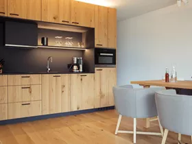 Helga (FIB200) Helga (FIB200)