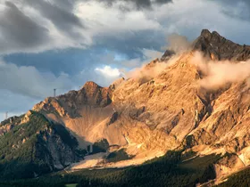Grote rotslawine op de Zugspitze Grote rotslawine op de Zugspitze