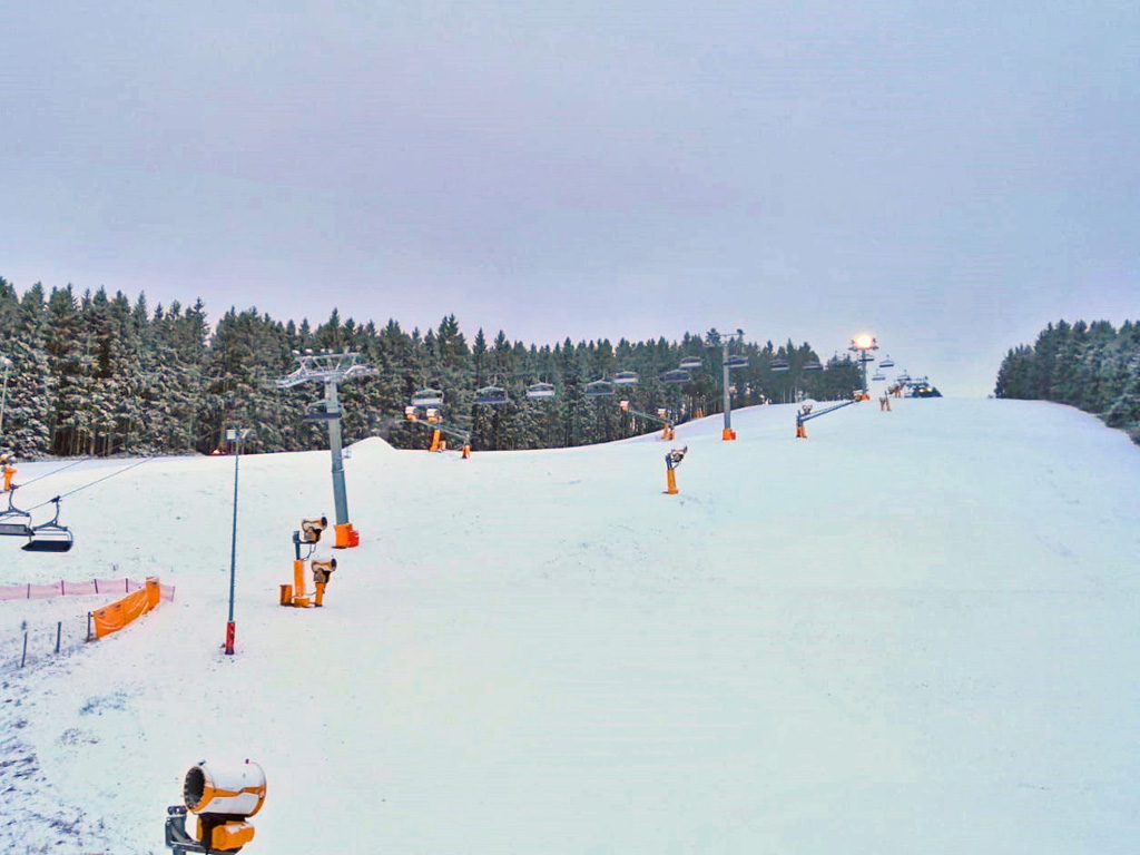 51682 - Winterberg eindelijk weer wit door verse sneeuw! (webcams) (3)