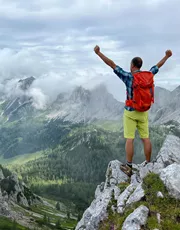 Stelling: een bergtop is het mooiste doel van een wandeling Stelling: een bergtop is het mooiste doel van een wandeling