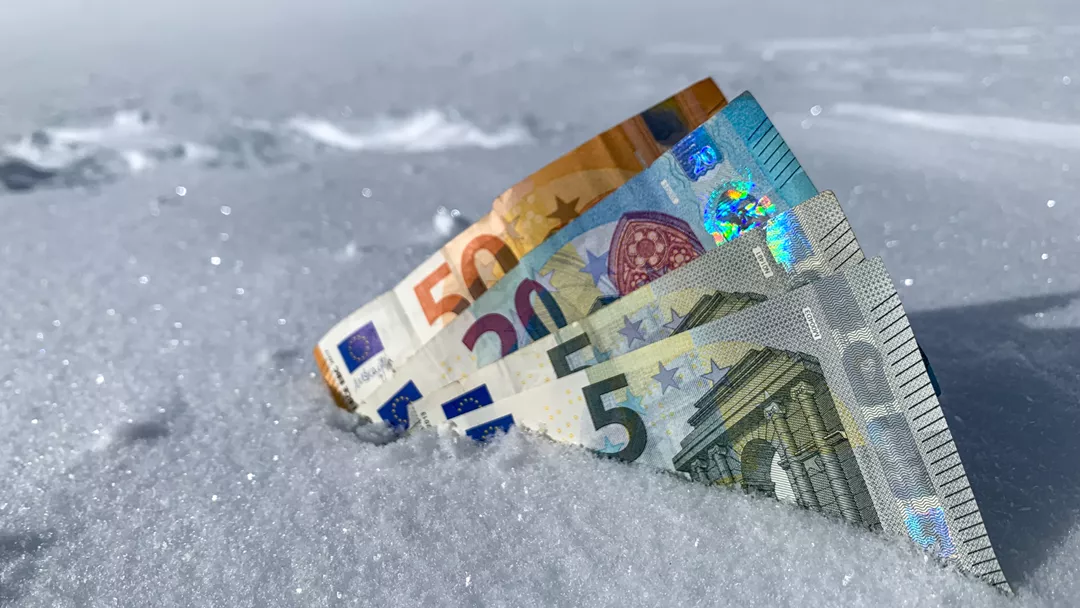 Geld In Sneeuw