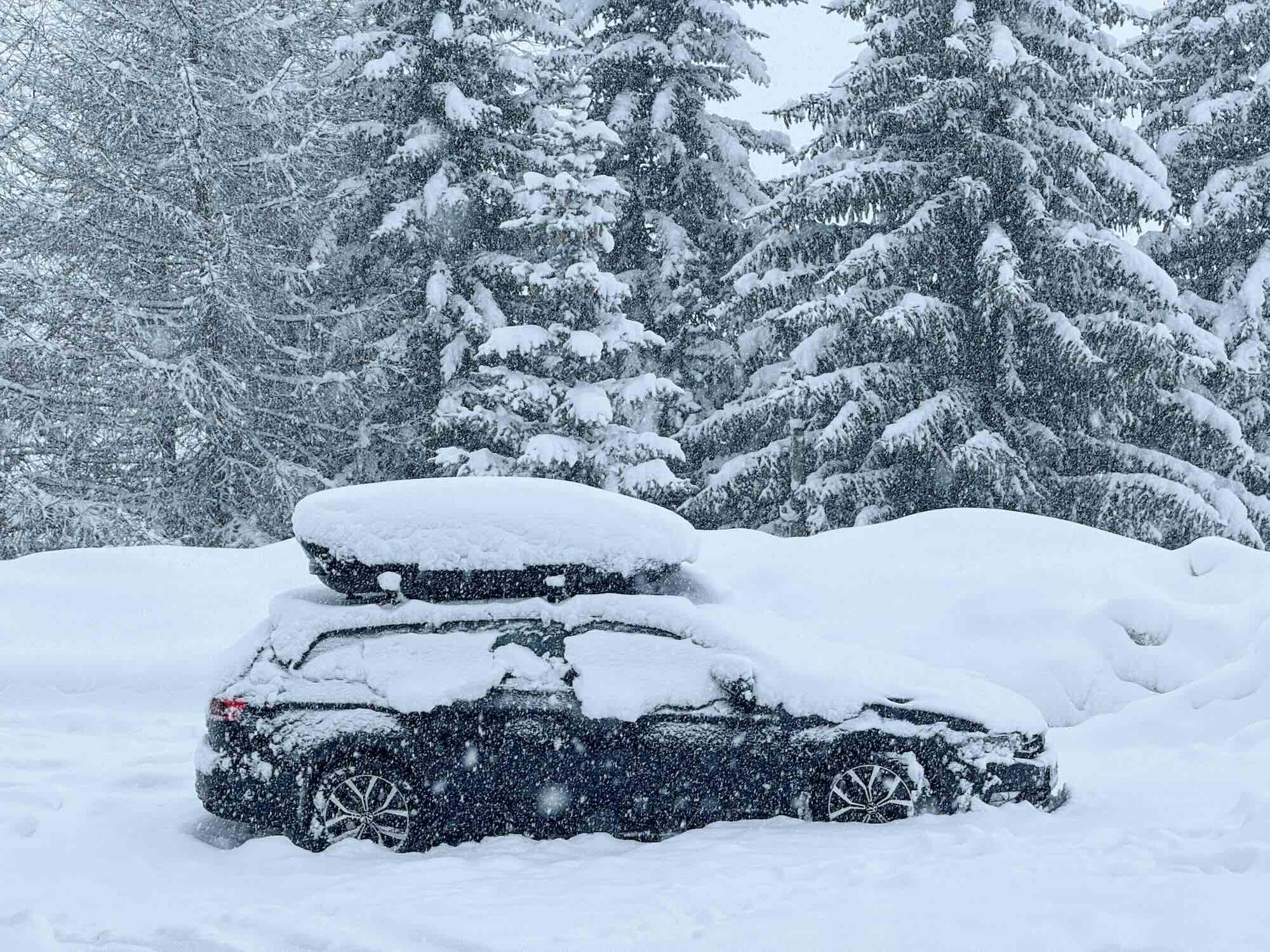 Auto Volgesneeuwd