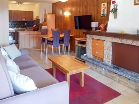 Domino B 48 Domino B 48