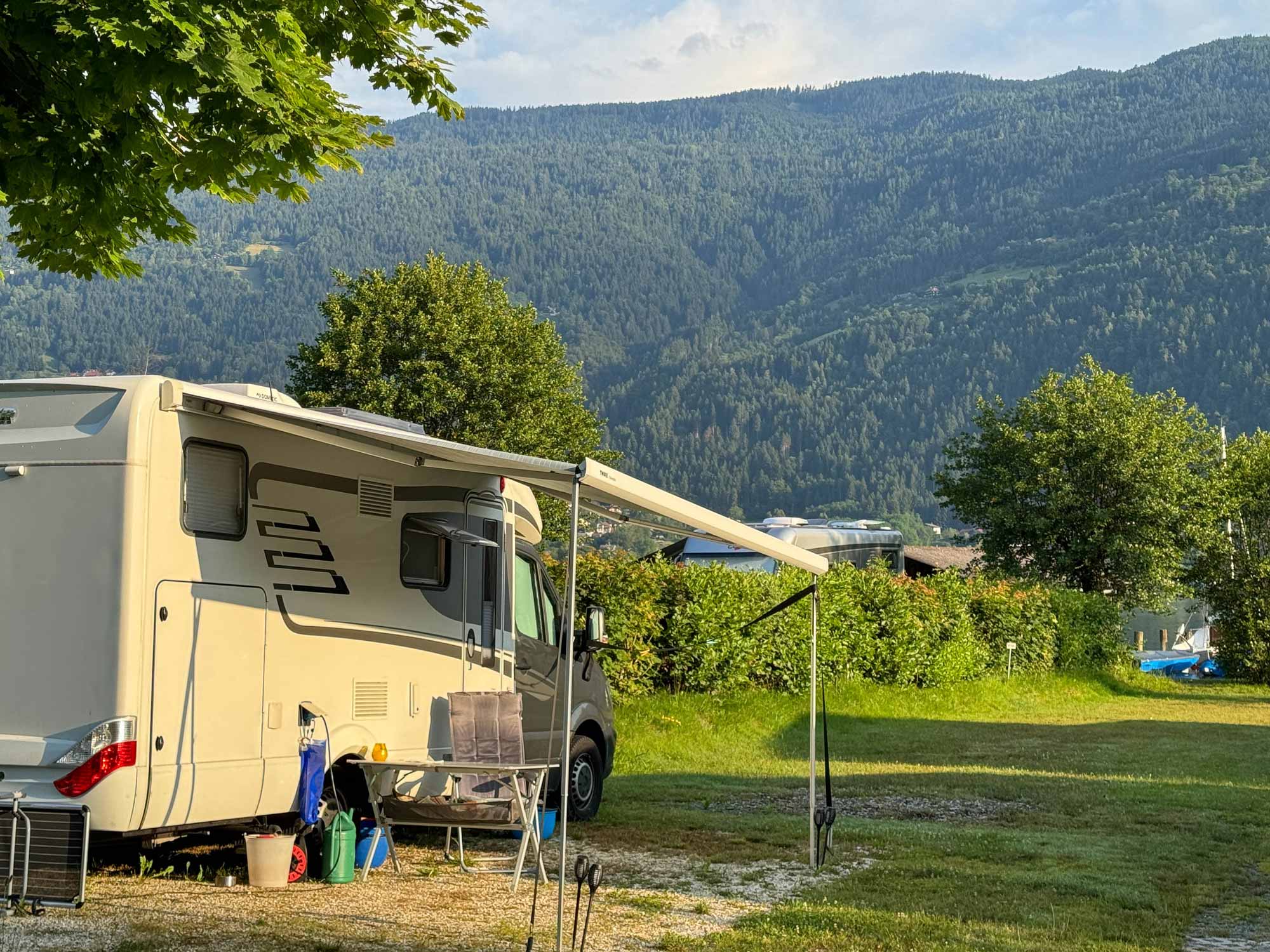 Camper Camping