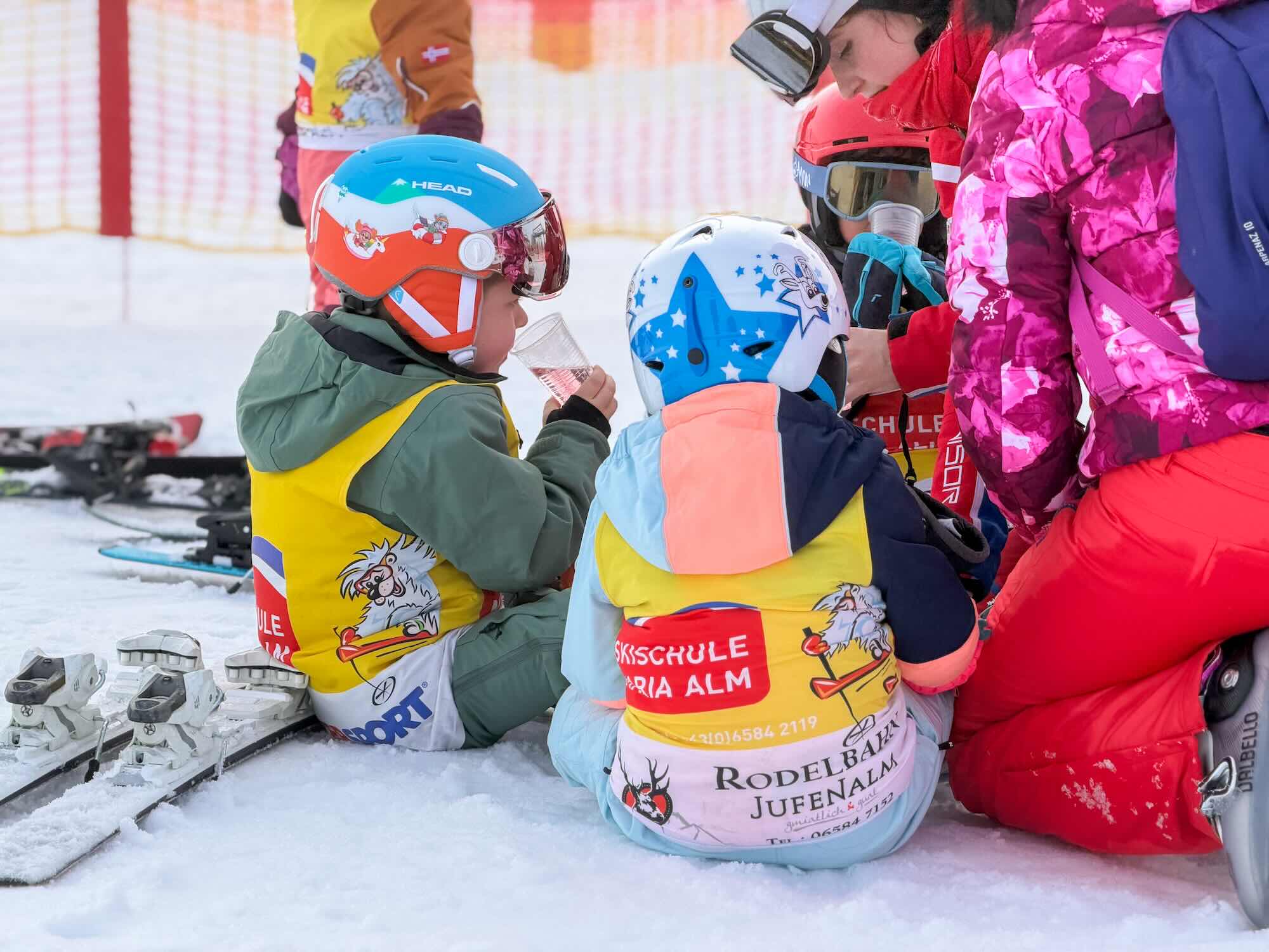Trinkpause in der Skischule