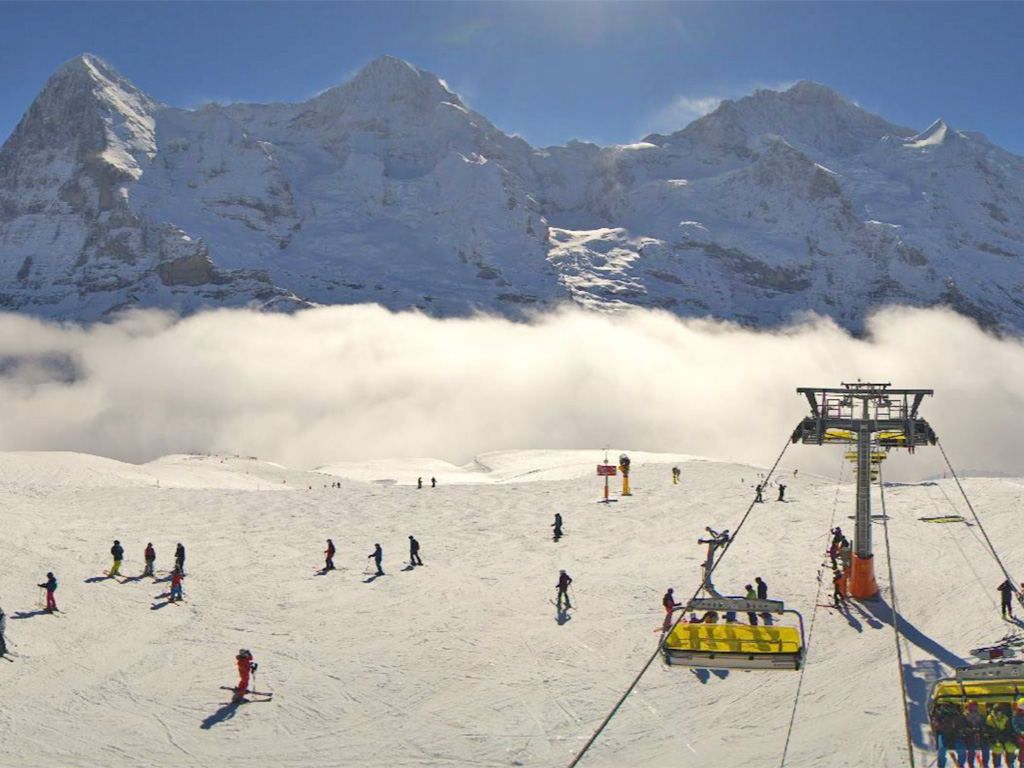 52011 - Alpenwetter: sonnig mit frühlingshaften Temperaturen