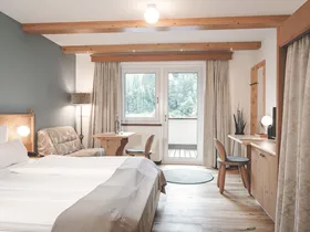 Hotel & Appartements Tirolerbuam Hotel & Appartements Tirolerbuam