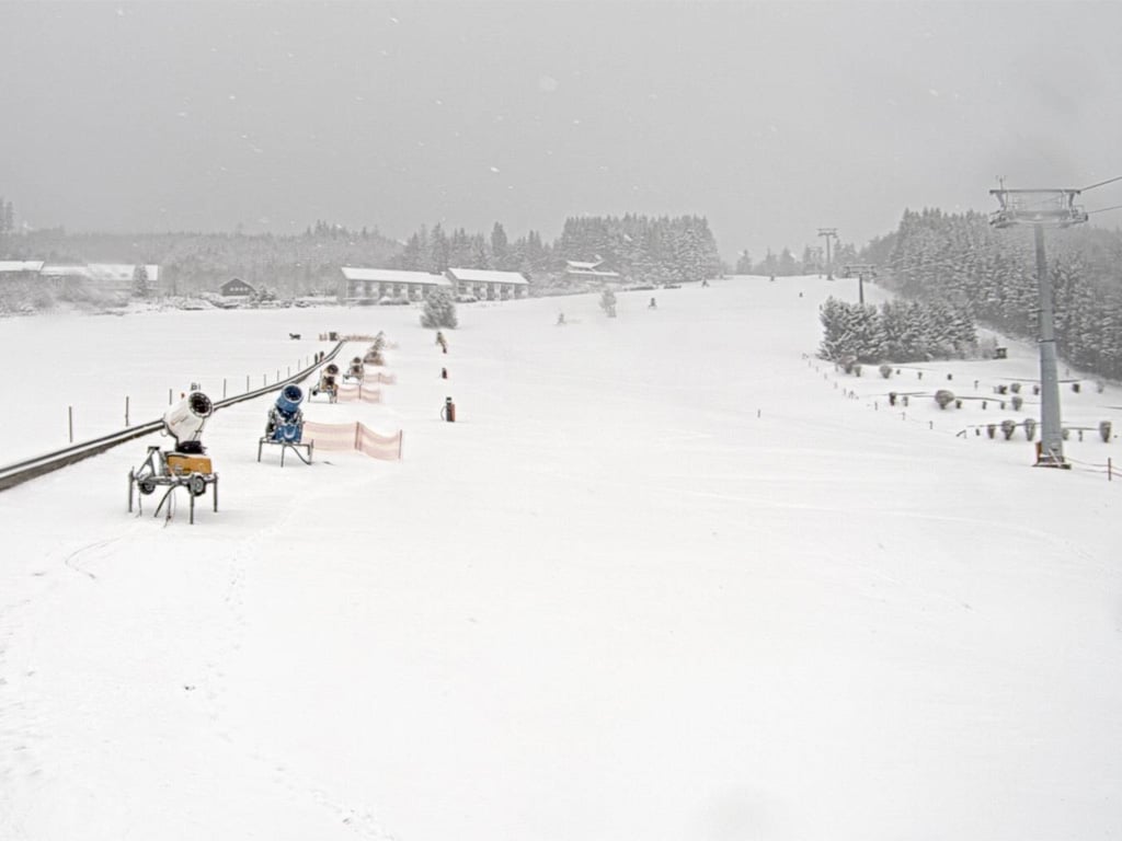51896 - Alpenweer: óók verse sneeuw in het Sauerland! (3)
