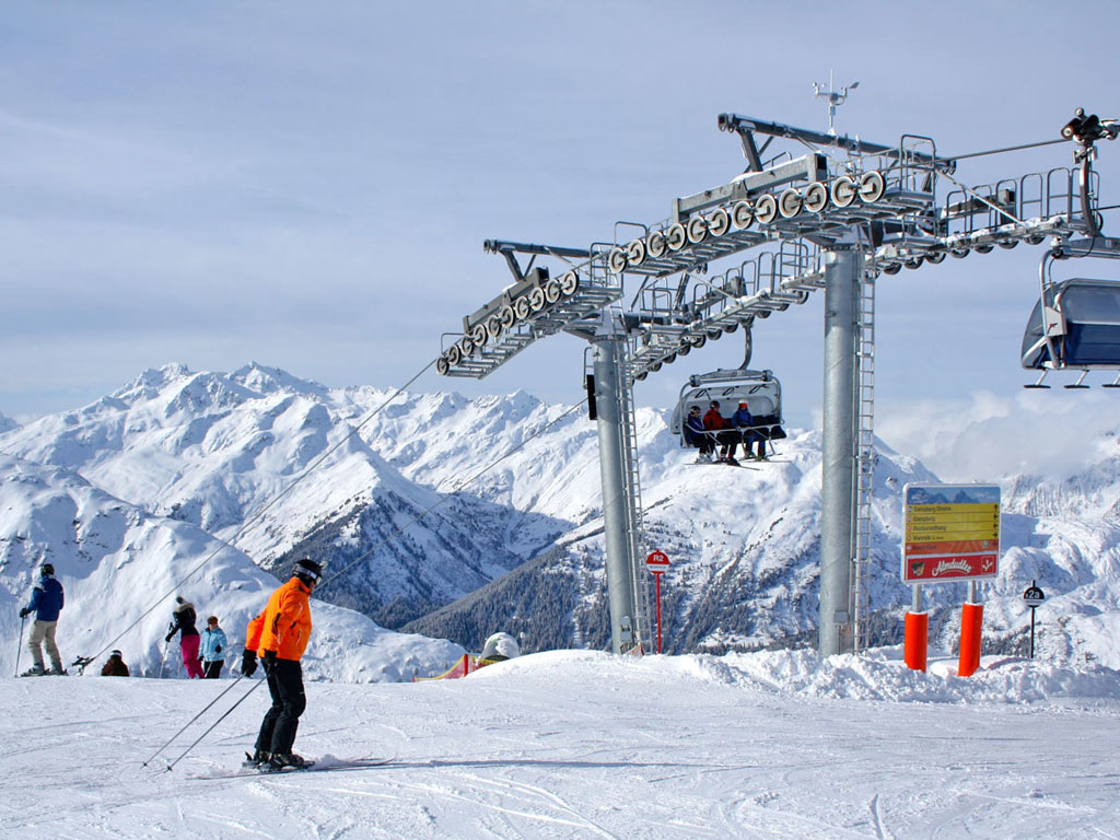 52695 - Corona-Maßnahmen: Ski Arlberg 2020/2021