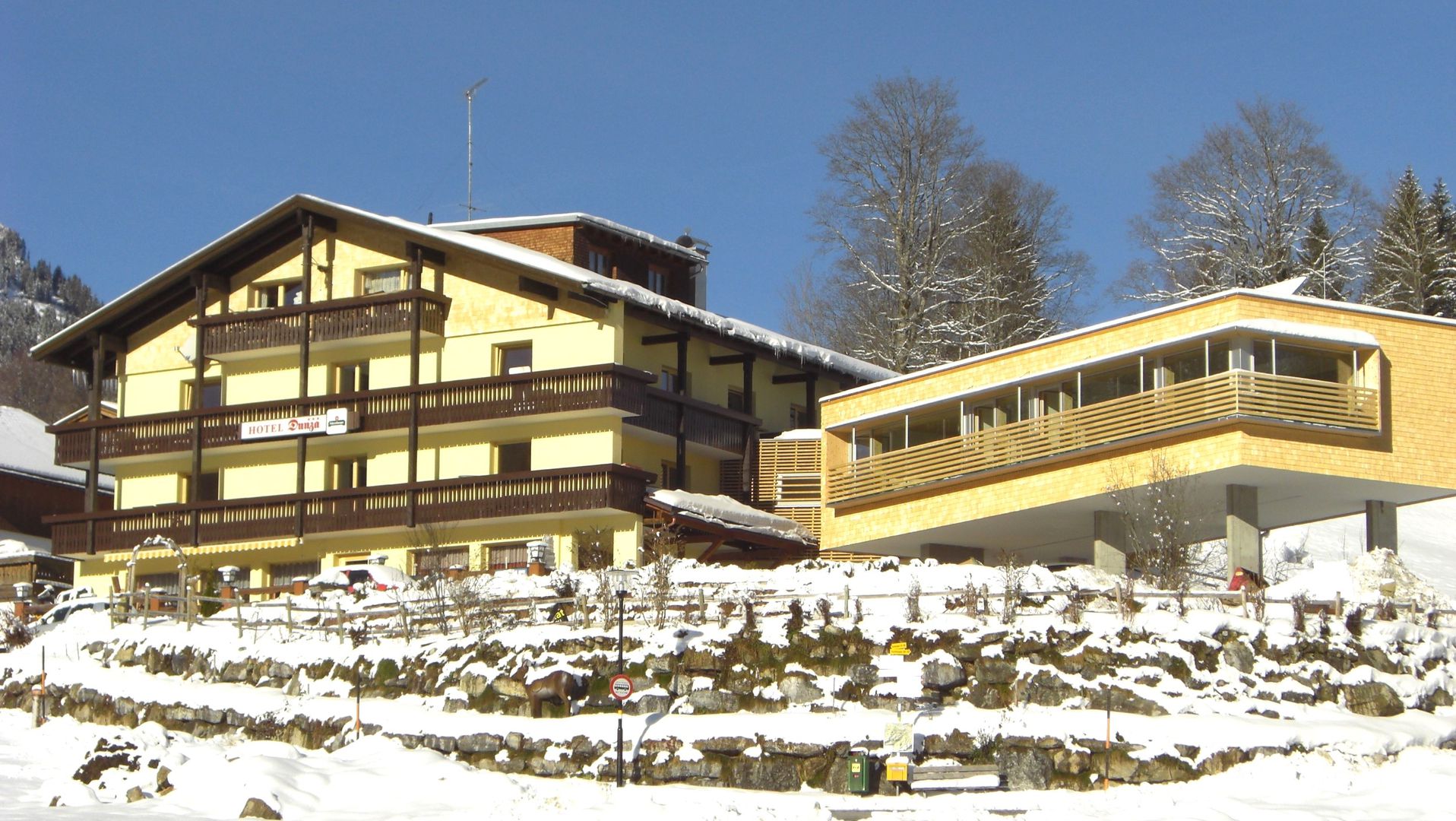 Hotel Dunza