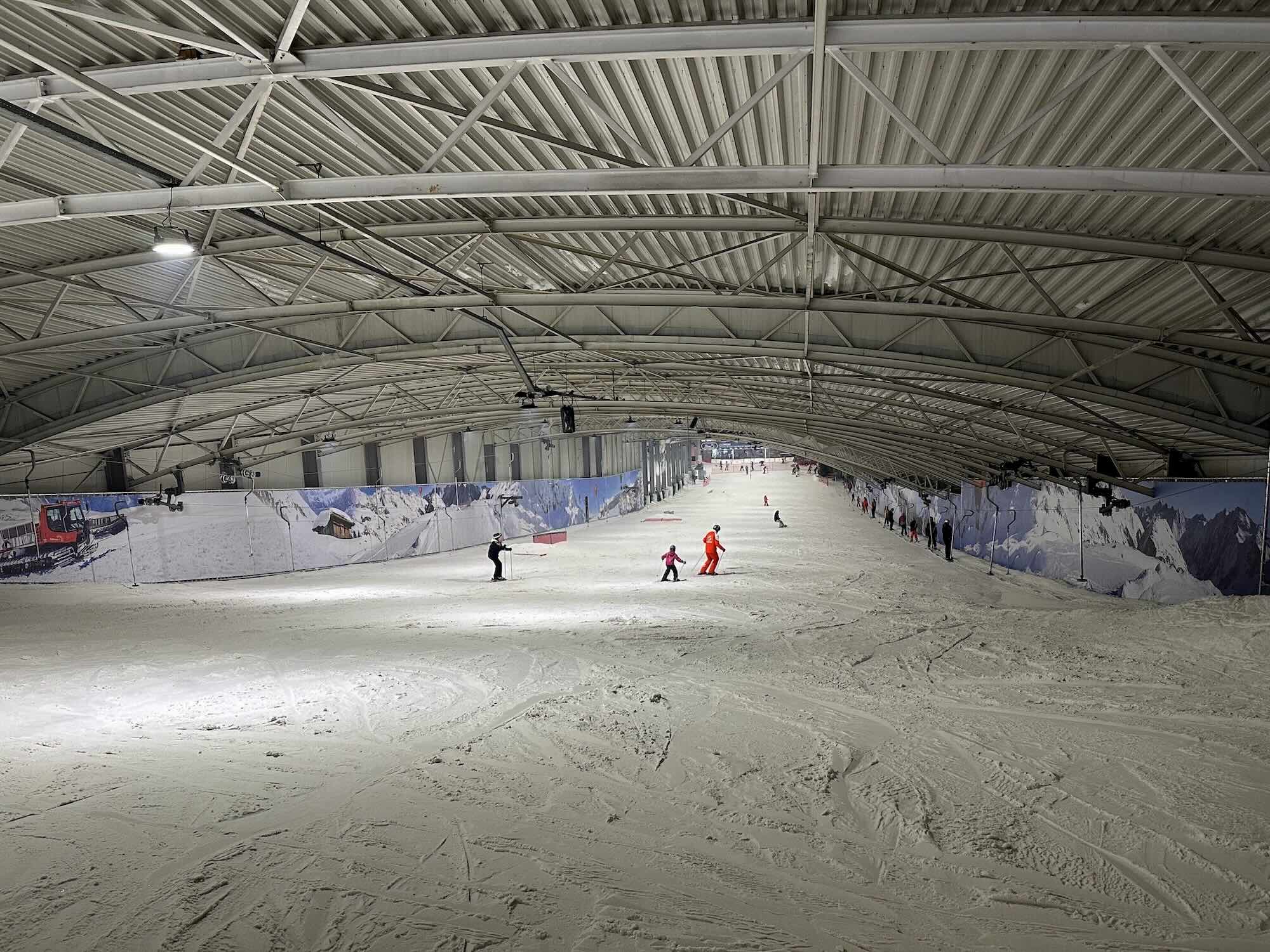Piste Van Een Indoor Skihal In Nederland