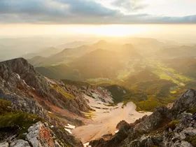 Schneeberg: de hoogste berg van Niederösterreich Schneeberg: de hoogste berg van Niederösterreich