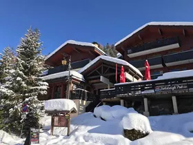 Hotel Rhododendrons Hotel Rhododendrons