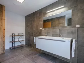 With Guts Living Top 2 With Guts Living Top 2