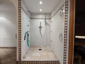 Tirola Stadl Vroni Hansl Tirola Stadl Vroni Hansl