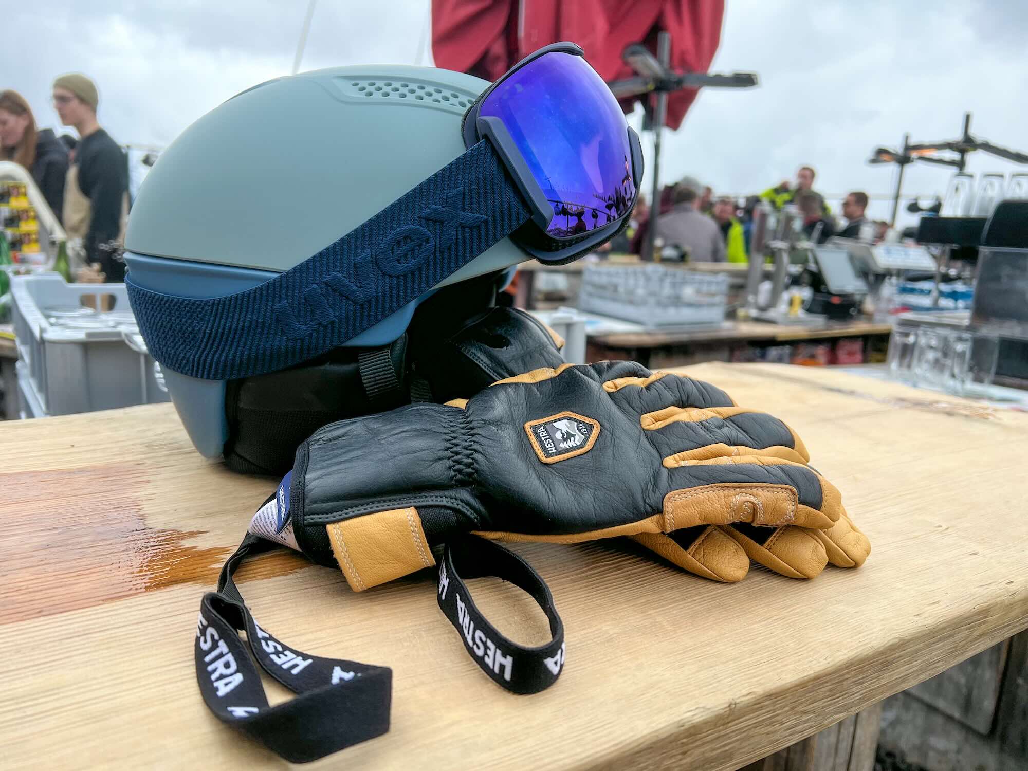 Skibril Met Handschoenen En Goggles