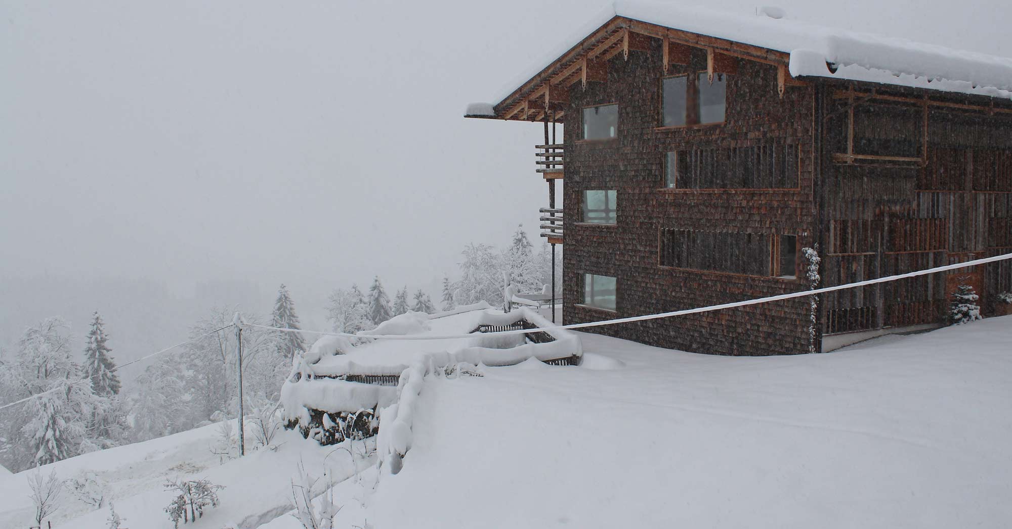 Het blijft maar sneeuwen in de wintersportlanden