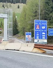 Laatste plakvignet Oostenrijk 2026 onthuld: kleur en prijs bekend Laatste plakvignet Oostenrijk 2026 onthuld: kleur en prijs bekend