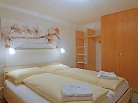 Schoneggacher Schoneggacher