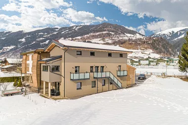 Tobias Top 2 Tobias Top 2