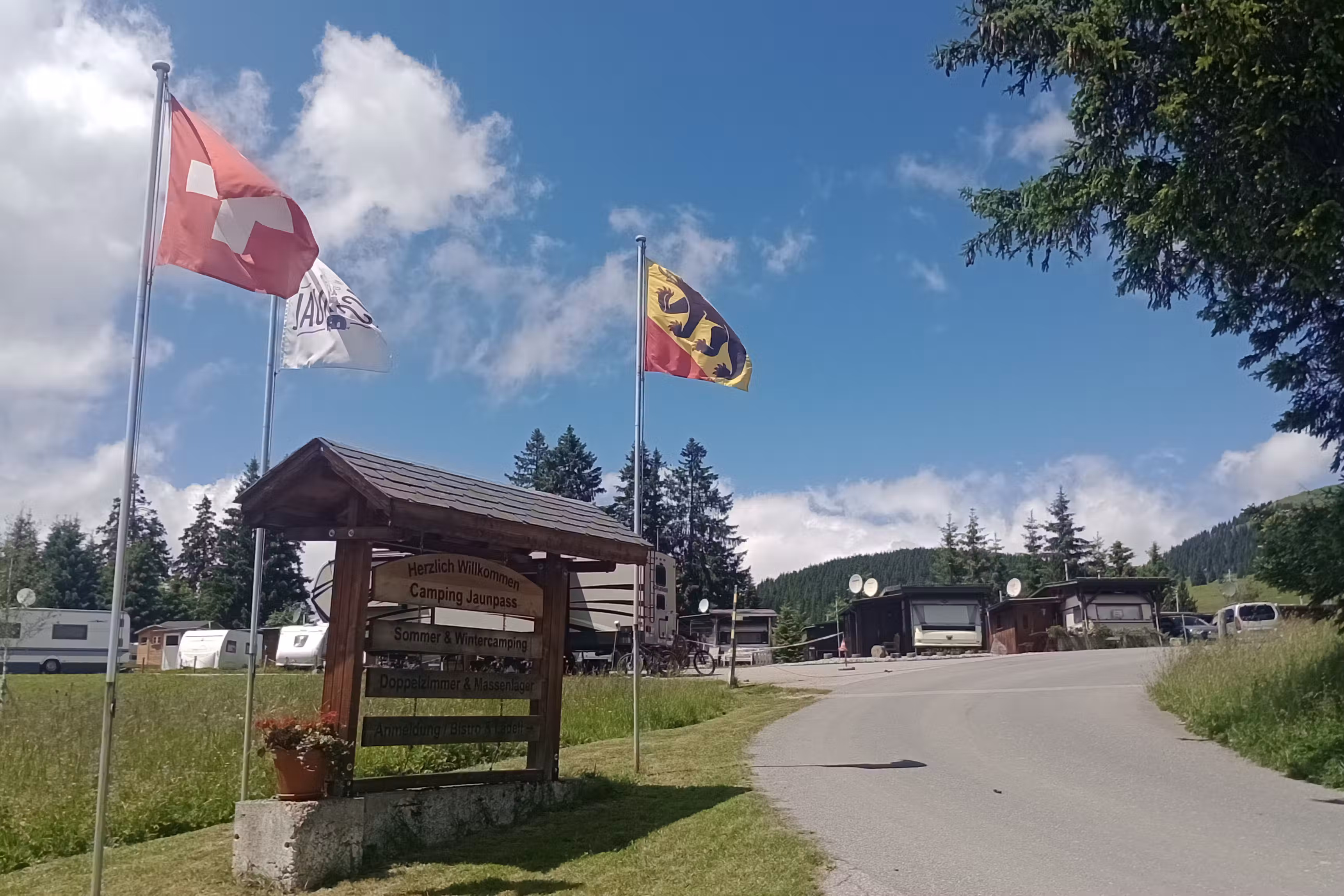 Camping Jaunpass Camping Jaunpass